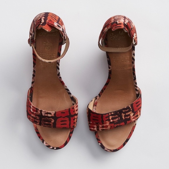 BNIB Seychelles for Anthropologie Thyme Della Batik Print Wedge SZ 9 - Picture 2 of 4